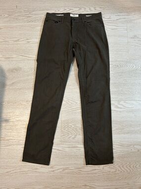 Men’s Slim Chino Pants in Dark Olive